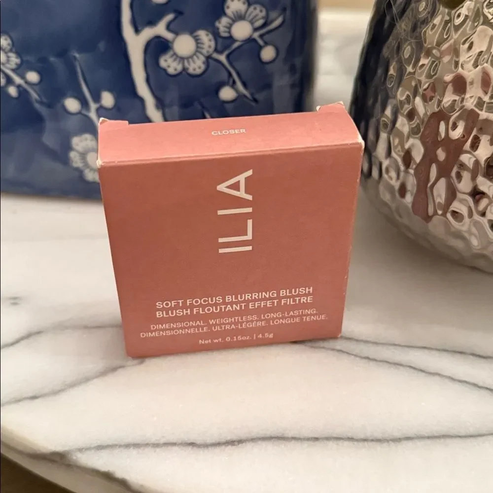 Ilia Soft Focus Blurring Blush - Talc-Free Powder Blush In Closer